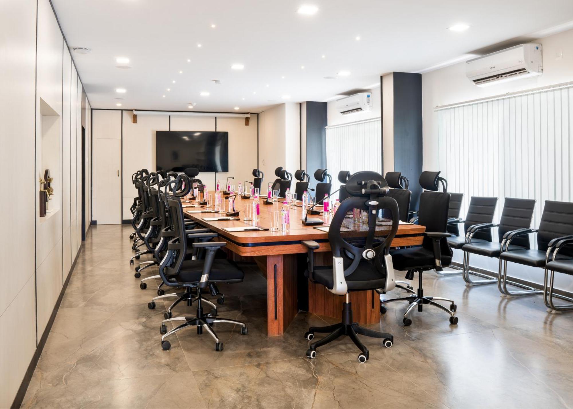 Shulem Boutique Hotel Dimāpur Eksteriør bilde